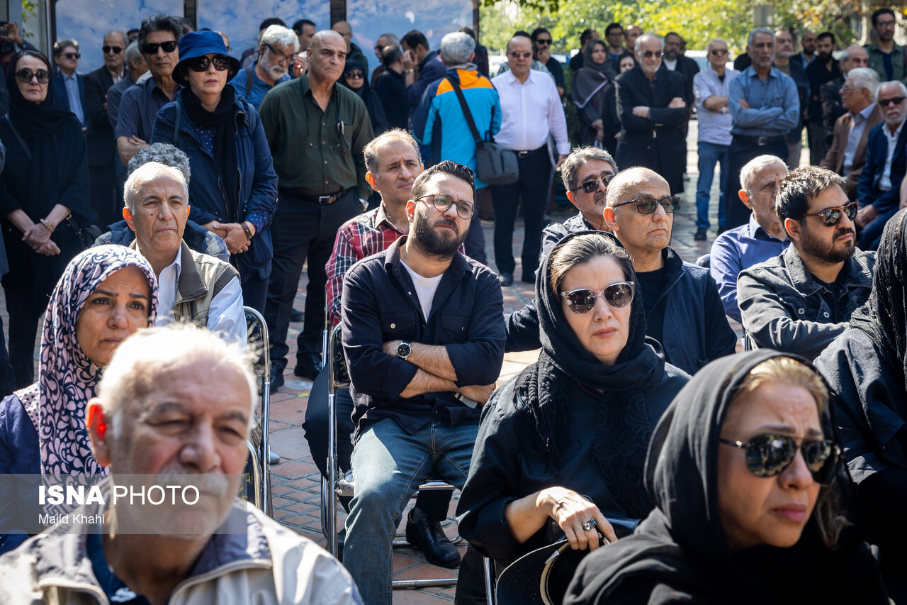 تصاویر: مراسم تشییع پیکر محسن راستانی - عکاس پیشکسوت