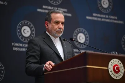 عراقچی: اولویت ایران دیپلماسی است/ در حال حاضر هیچ مبنای جدی برای مذاکره با واشنگتن وجود ندارد/ آمریکا اغلب تلاش می‌کند از طریق کشور‌های ثالث با تهران تماس بگیرد/ در داخل ایران در مورد نحوه پاسخ به یک حمله احتمالی، کاملاً توافق وجود دارد