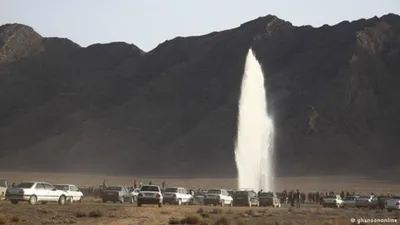 خط انتقال آب به استان یزد دوباره قطع شد / تخریب دو حوضچه انتقالی به وسیله لودر /  آبفا یزد: میزان تخریب زیاد است؛ اکیپ‌های امدادی هنوز درحال تعمیر هستند