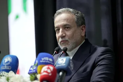 عراقچی: سرپیچی از فتوای رهبری درباره حرام بودن سلاح هسته‌ای، غیرممکن است / برنامه‌ هسته‌ای ما هیچ تهدیدی علیه هیچ طرف یا کشوری به شمار نمی‌آید / اگر نگرانی‌هایی هم وجود داشته باشد، ما می‌توانیم از طریق اعتمادسازی به آن‌ها پاسخ دهیم