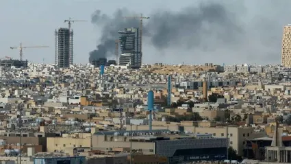 ببینید/ ستون دود در مرکز شهر ریاض در پی حملات انصارالله