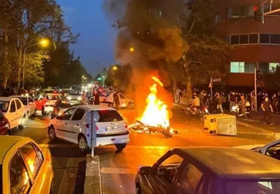 تسنیم: در حوادث اخیر تاکنون ۱۰۳ نفر از نیرو‌های سپاه، بسیج و فراجا شهید شده‌اند / تعداد شهدای تهران، البرز و مازندران نامشخص است / بیشترین آمار با ۳۰ شهید مربوط به استان اصفهان است