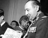 یادداشت‌های علم، دوشنبه ۷ خرداد ۱۳۵۲: پادشاه مراکش با اصرار از ما خواسته که ارتشبد نصیری، رئیس سازمان امنیت را برای کار‌های او بفرستیم؛ حالا سه روز است که در آن جا است، هنوز او را نپذیرفته