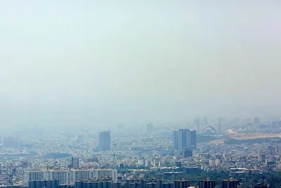 اجحاف در حق کارگر و کارمند؛ کاهش ۳ تا ۶ ساله عمر با یک دهه فعالیت در روز‌های آلوده