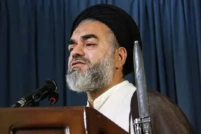 امام جمعه موقت اصفهان: ترویج فساد و منکر در جامعه نتیجه ترک فعل مسئولان است / این تفکر که تذکر دادن منجر به دو قطبی شدن جامعه می‌شود، اشتباه است / مجازات‌های مالی فعلی در برابر فساد بازدارنده نیست و برای عده‌ای بی‌معنا است