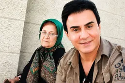 ببینید/ بی‌قراری داریوش فرضیایی هنگام وداع با مادرش در بهشت زهرا (س)