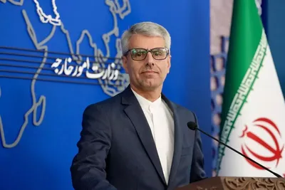 سخنگوی وزارت خارجه: خبر رویترز از قول منابع آگاه عمانی [درمورد تبادل زندانیان به عنوان یکی از محور‌های مذاکرات] صحت ندارد / انتظار نداریم که این دور از مذاکرات خیلی طولانی باشد / امروز یک روز مهم و تعیین‌کننده است