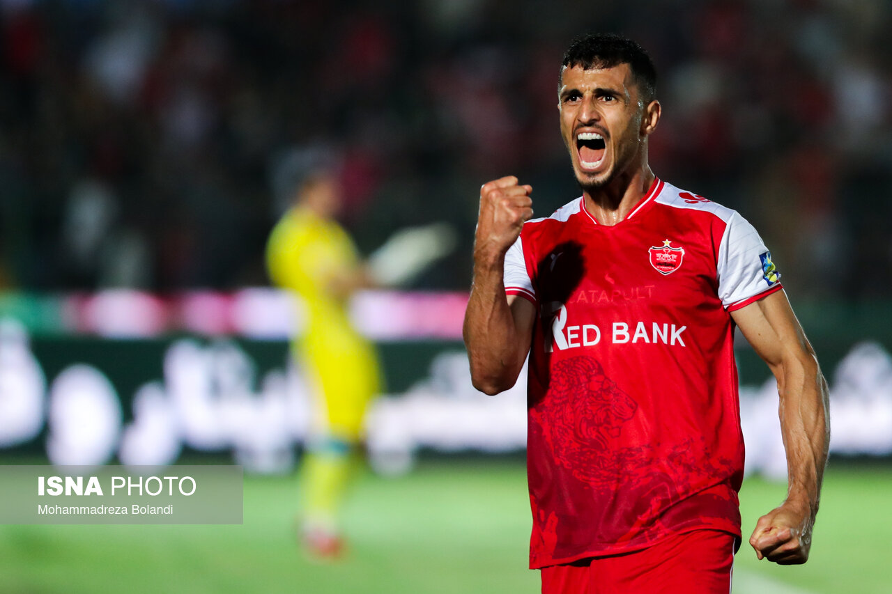 تصاویر: دیدار تیم‌های پرسپولیس و استقلال خوزستان