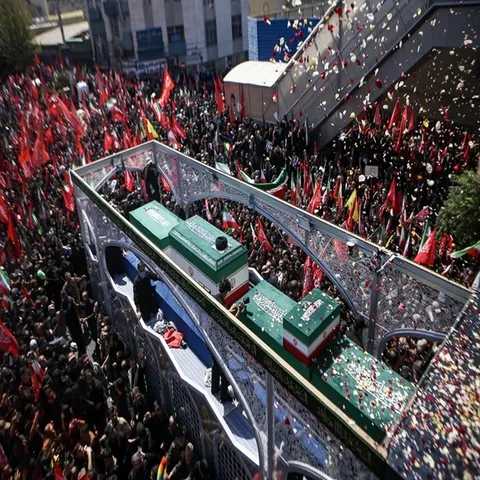 تصاویر: مراسم تشییع پیکر مطهر رهبر شهید انقلاب در تهران