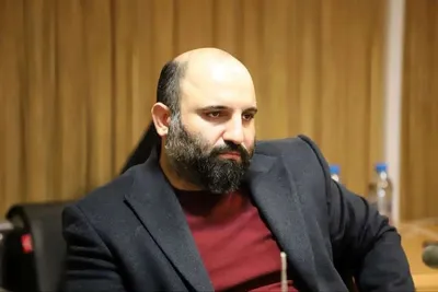 عاشری، نماینده شواری شهر رشت و معاون پشتیبانی ستاد جلیلی در انتخابات ۱۴۰۳: اسرائیل لطف کن و یک رئیس‌جمهور ما را که شهید کردی، این رئیس جمهور جدید را هم به درجه رفیع شهادت نائل کن / شهید کنید ما شکست جنگ را می‌پذیریم