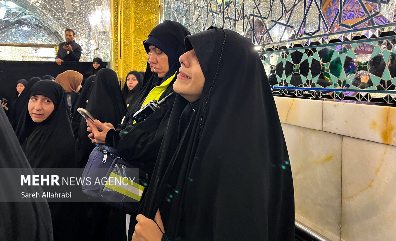 تصاویر: تشرف زائران به رواق دارالذکر برای زیارت مزار رهبر شهید انقلاب