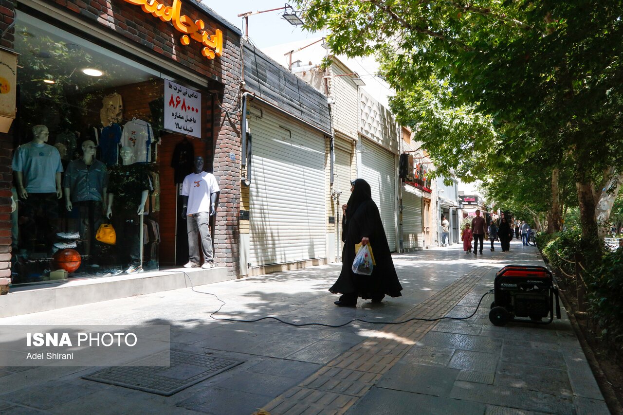 تصاویر: بازار اصفهان همزمان با خاموشی‌های تابستانی