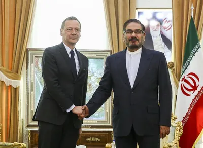 به عنوان میانجی به ایران نیامده ام  / حامل پیام آمریکا نیستم/ مکرون به دنبال آتش‌بس در جنگ اقتصادی آمریکا علیه ایران است