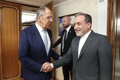 عراقچی: وزیر خارجه روسیه درباره مذاکرات خودشان با آمریکا گزارش مفصلی به ما داد/ در سفر لاوروف به تهران پیامی وجود نداشت؛ قرار هم نبود که او پیامی بیاورد
