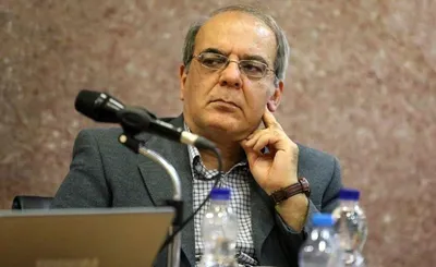 واکنش عباس عبدی به تدریس مجری صداوسیما در دانشگاه شریف: همین یکی را کم داشتیم، آن هم زمانی که صاحبان علم واقعی را از درب دیگر اخراج می‌کنند
