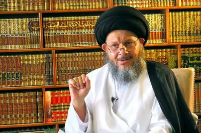 بیانیه جامعه مدرسین با امضای آیت الله یزدی: آحاد جامعه را از فتنه‌ امثال «سیدکمال حیدری» برحذر می‌داریم / این فرد هر از گاهی سخنانی ناروا درباره محکمات اسلام و تشیع مطرح می‌کند / متدینانی ناصح با وی گفت و گو کرده اند؛ اما او با وجود تعهد برای جبران خطاها، همواره خلاف عهدش عمل کرده / او فراگیری از استادان در حوزه‌های علمیه را به حد کفایت نرسانده / نقش‌آفرینی‌ او در یکی از برنامه‌های سیمای کوثر هم به لحاظ توانایی علمی خودش نبوده بلکه اطلاعاتش را گروهی متخصص می گرفته