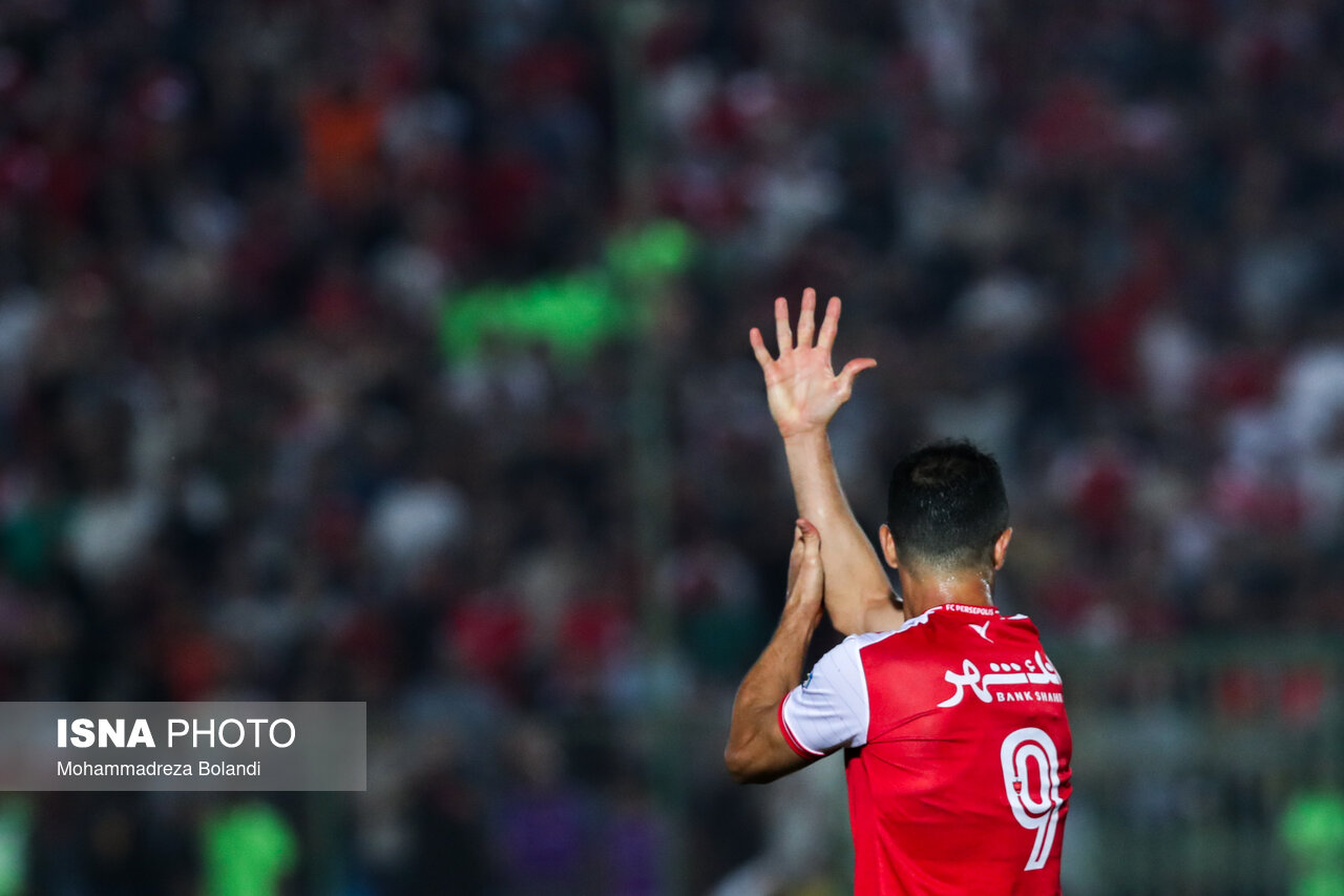 تصاویر: دیدار تیم‌های پرسپولیس و استقلال خوزستان