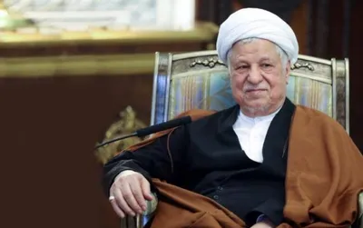 خاطرات آیت الله هاشمی رفسنجانی، ۷ شهریور ۱۳۷۷: سریع القلم گفت غربى‌ها خواب سرنوشت شوروى سابق را براى انقلاب ایران دیده‌اند؛ خواست متوجه خطرات این روند باشیم