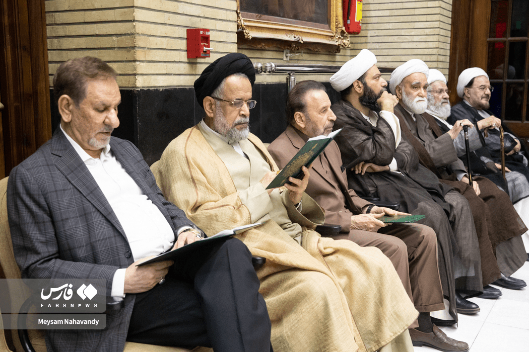 تصاویر: مراسم ختم برادر عباس آخوندی