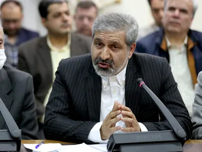 ویدیو / اظهارت فردی در جلسه «دانشمندان» با رئیسی سوژه فضای مجازی شد: با «شبکه جهانی پایتون» می‌توانید ۴ سال آینده را پیش‌بینی کنید