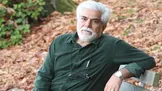 پاسخ حسین پاکدل به یک کاربر: راست می‌گوید، من کاسه‌لیس هستم، ولی کاسه‌لیس مردم مقاوم ایران