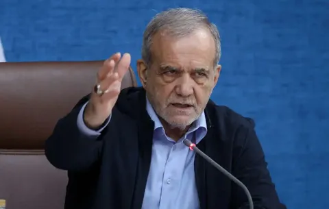 پزشکیان: تمام تلاش خود را برای به سرانجام رساندن تفاهم‌نامه اسلام‌آباد به کار می‌بریم/ تفاهم‌نامه باید بر مبنای راهبرد برد_برد باشد/ باید افق روشنی از تداوم جنگ و پیامد‌های آن داشته باشیم/ ۱۲ تن از ۱۳ عضو شعام از تفاهم اسلام‌آباد دفاع کردند؛ این افراد آگاه و درگیر مسئله جنگ بودند