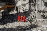 هلال‌احمر: در جنگ تحمیلی سوم، نجاتگران بیش از ۷۲۵۰ نفر را زنده از زیر آوار نجات دادند