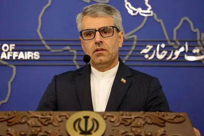 سخنگوی وزارت خارجه: ادعای بی‌اساس در مورد جزایر ایرانی در بیانیه سفر وزیر خارجه چین به امارات را محکوم می‌کنیم/ چنین ادعایی با اصل احترام به تمامیت ارضی کشور‌ها مغایر است