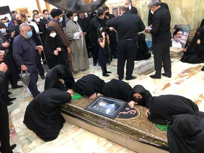 پیکر حجت الاسلام و المسلمین محتشمی پور در حرم حضرت عبدالعظیم به خاک سپرده شد