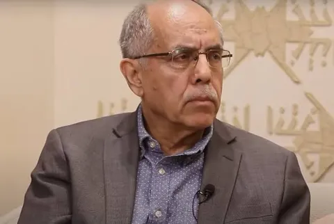 ویدیو / کوروش احمدی، دیپلمات سابق ایران در نیویورک: از ابتدا می‌گفتیم که ذخایر اورانیوم به هیچ عنوان بازدارندگی برای ایران ایجاد نمی‌کند /  یک اقتصاددان اصلاح طلب یک هفته قبل از جنگ ۱۲ روزه گفت که همین چند کیلو اورانیوم ما باعث شده که نتوانند به ما حمله بکنند / خب این واقعا عجیب است و یک خطای شناختی است