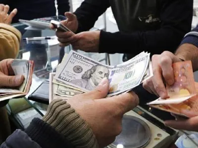 کاهش لحظه‌ای قیمت‌ها ادامه دارد / دلار در بازار ثانویه ۸۰۷۴ تومان شد / دلار در بازار آزاد؛ خرید ۸۸۰۰ تا ۹۰۰۰ تومان؛ فروش ۹۱۰۰ تا ۹۲۵۰ تومان / سکه در کانال ۳.۱میلیون تومان