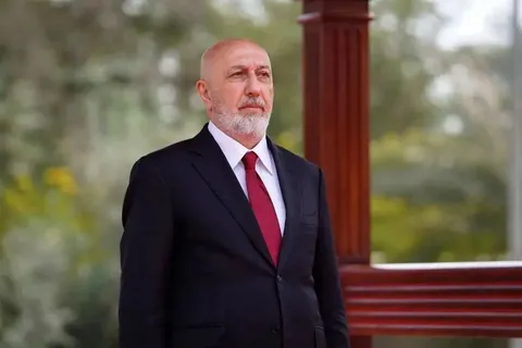 رئیس‌جمهور عراق: معتقدم آمریکا خواهان توافقی برای پایان دادن به جنگ با ایران است/ برخی تسهیلات برای عبور کشتی‌های حامل نفت عراق از تنگه هرمز فراهم شده/ ما از جمله کشورهایی هستیم که بیشترین تأثیر را از جنگ پذیرفته‌اند/ این درگیری خسارت‌های اقتصادی هنگفتی را برای عراق به بار آورد