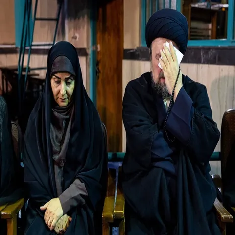 تصاویر: مراسم بزرگداشت رهبر شهید در حسینیه جماران