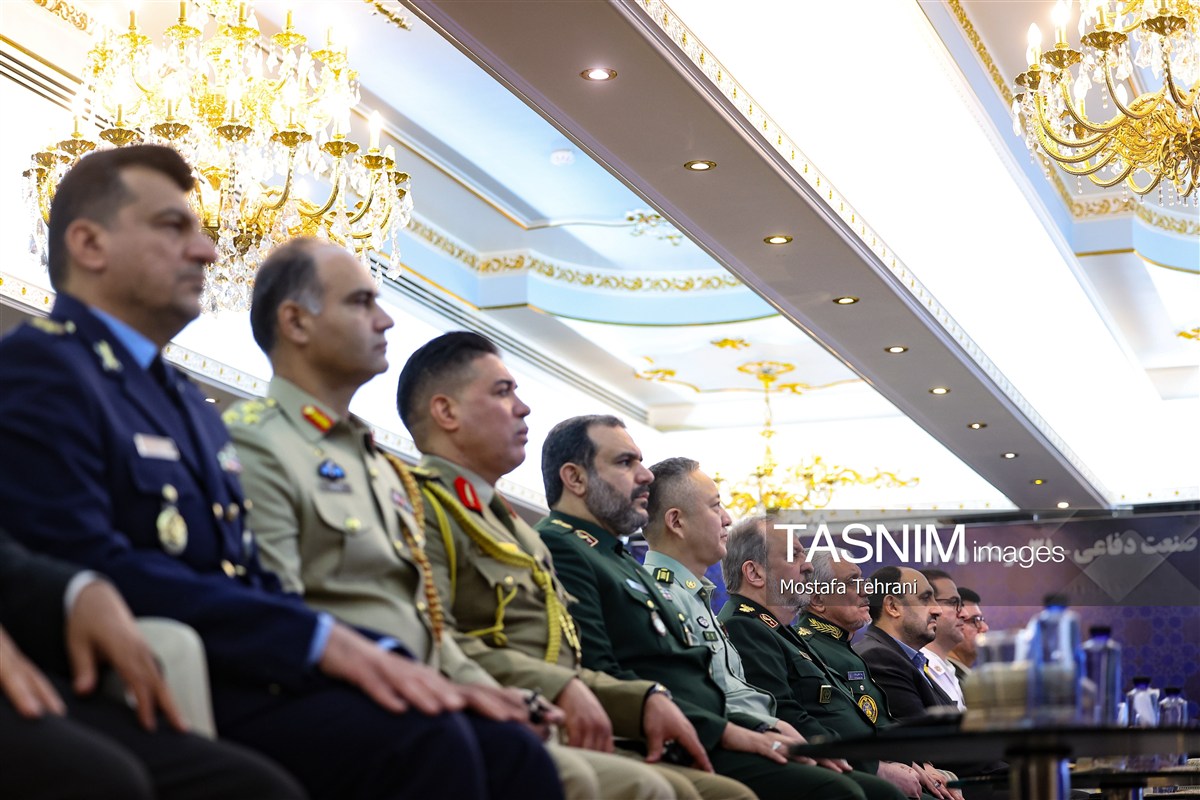 تصاویر: دیدار مقامات وزارت دفاع با وابستگان نظامی مقیم تهران