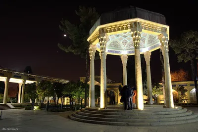 رستگاری در فراق؛ در اشعار حافظ، رند کیست و رندی چیست (بخش اول)