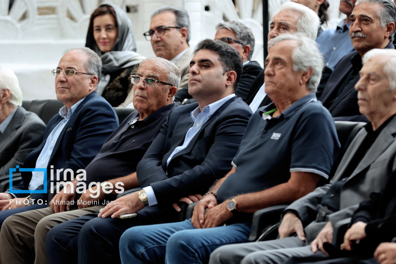 تصاویر: نخستین سالگرد زنده یاد «محمود فرشچیان»