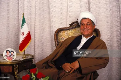 خاطرات آیت الله هاشمی رفسنجانی، ۲۹ مهر ۱۳۷۷: آقایان [احمد]شفیعى و [امیر]تهرانى از وزارت اطلاعات گفتند، مدیران روزنامه توس به زودی آزاد می‌شوند