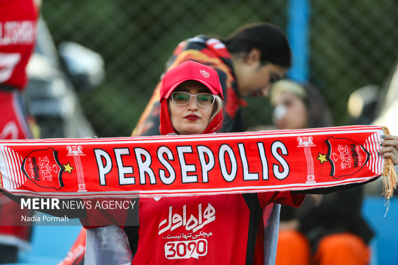 تصاویر: دیدار تیم‌های پرسپولیس و استقلال خوزستان