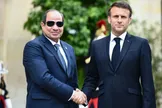گفت‌وگوی السیسی با مکرون درباره جنگ علیه ایران / رئیس‌جمهور فرانسه از تحولات حادثه اخیر برای دو کشتی در بندر دمیاط جویا شد