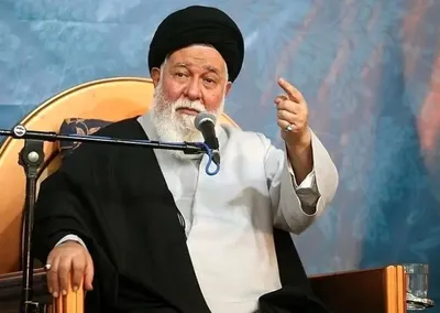 علم الهدی: آزادی بی‌حجابی توسعه فساد و فحشاء در جامعه است / جوانان ما خون دادند تا شما وزیر و وکیل و مسئول شوید، حالا شما آمده‌اید چوب حراج می‌زنید به ایمان آنها با آزاد گذاشتن بی‌بندوباری؟ آیا می‌خواهید با این کار، پشتیبانی انقلاب را از بین ببرید؟ / توسعه فحشاء و فسادی که در کشور راه افتاده از سوی برخی با ژست آکادمیک توجیه می‌شود