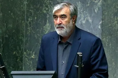 عزیزی، رئیس کمیسیون امنیت ملی: ۳ هزار و ۷۰۹ نفر از عناصر بسیج و نیروهای انتظامی ـ امنیتی ما در حوادث اخیر دچار مجروحیت‌های شدید شدند/ ۲ هزار و ۲۲۱ خودرو و موتورسیکلت و امکاناتی که متعلق به نیروهای انتظامی و امنیتی بوده، کاملا سوخته/ ۹۰ حوزه علمیه دچار آتش‌سوزی شده