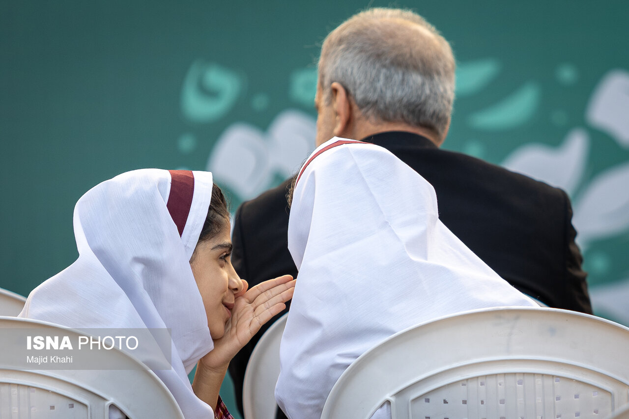 تصاویر: برگزاری جشن شکوفه‌ها در سراسر کشور