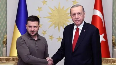 اردوغان در دیدار با زلنسکی: ادامه جنگ [اوکراین] به معنای ادامه از دست رفتن مسکو و کی‌یف است/ زمان مناسب برای دستیابی به توافق صلح میان دو کشور فرا رسیده/ آماده‌ایم در بازسازی اوکراین مشارکت کنیم