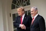 دفتر نخست‌وزیر رژیم صهیونیستی: با دعوت ترامپ، نتانیاهو روز دوشنبه راهی واشنگتن می شود / او سه‌شنبه با رئیس‌جمهور امریکا دیدار خواهد کرد