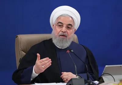 روحانی: در مسیر جهش اقتصادی، نباید گرفتار تحلیل‌های غیر واقع بینانه شویم / انتظار داشتند پس از شیوع کرونا، اقتصاد کشور دچار تلاطم‌های شدید و غیرقابل کنترل شود / ایجاد انتظارات منفی و ترسیم آینده مبهم از فضای کشور، در چارچوب همین اهداف است