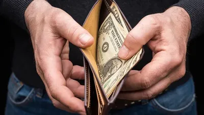 قیمت دلار آمریکا در بازار مبادله، امروز دوشنبه ۸ دی ۱۴۰۴