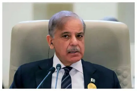 نخست‌وزیر پاکستان: با توجه به اینکه انتظار می‌رود نهایی‌سازی توافق ایران و آمریکا طی ۲۴ ساعت آینده انجام شود، در حال آماده‌سازی امضای الکترونیکی آن هستیم/ پس از آن هم مذاکرات در سطح فنی در هفته آینده برگزار خواهد شد