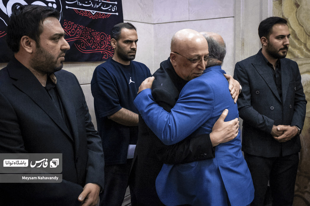 تصاویر: مراسم ختم همسر محمد علی زلفی‌گل