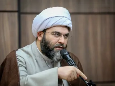 در مراسم دعای عرفه، ثابت کردیم برگزاری این آئین‌ها با رعایت پروتکل‌های بهداشتی امکان پذیر است / وقتی می‌توانیم شعائر مذهبی را در کنار دستورالعمل‌های بهداشتی حفظ کنیم، سخن گفتن از تعطیلی و حذف مناسک، یا از روی تعمد است یا عدم اطلاع