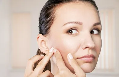 برای کاهش جوش‌های صورت چه خوراکی‌هایی بخورم؟